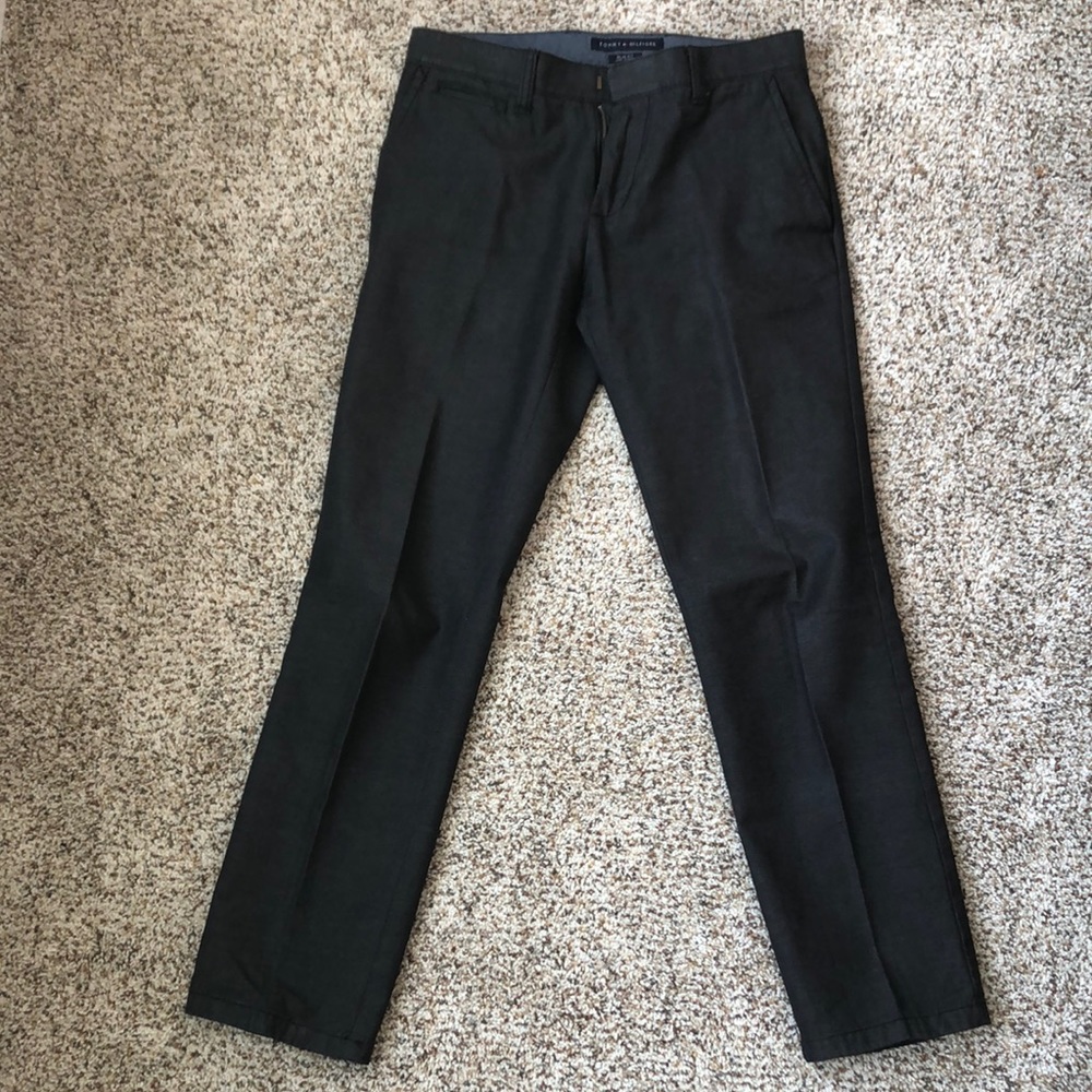 Tommy Hilfiger Dress Pants. Slim fit. Size 28x30